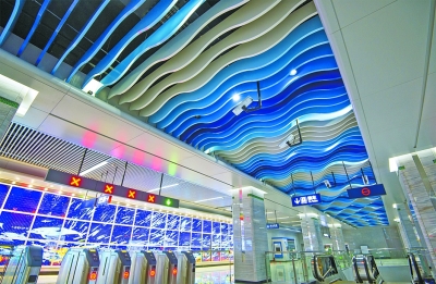 武汉地铁集团组织实施的地铁6号线开通，开启地铁“双线时代”