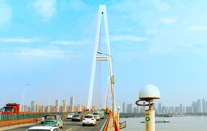武汉城投运用高科技新工艺新体系推进本质安全 桥面动分毫 北斗秒“知道”