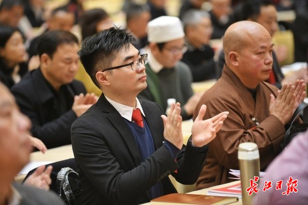点击查看高清原图 点击查看高清原图
